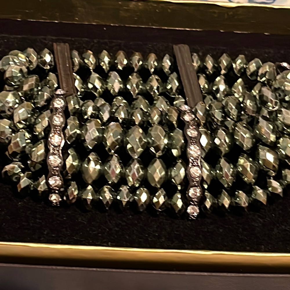 Greenish silver stretchy bracelet